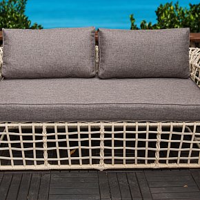 Диван из ротанга- Капитан Морган